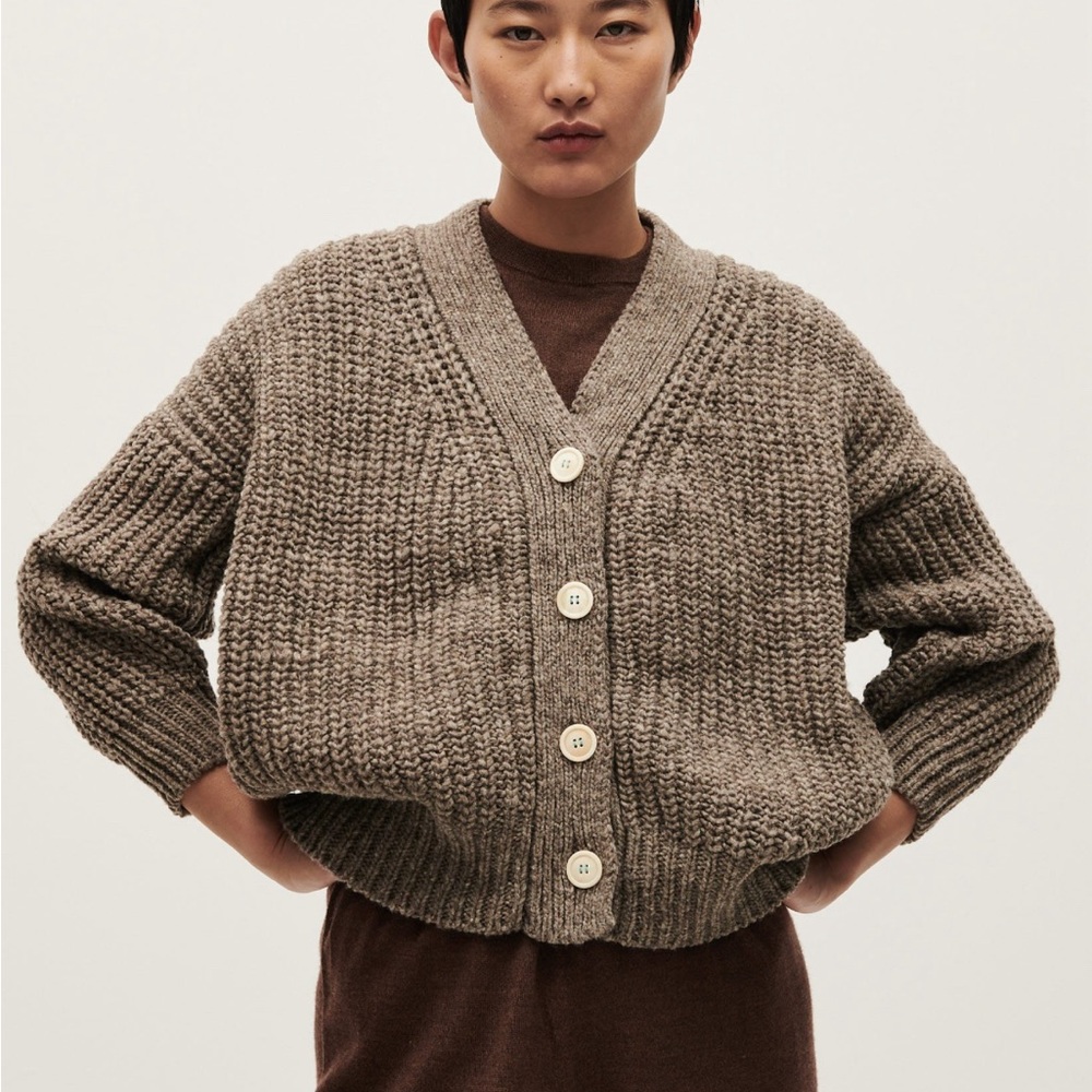 Brand new Babaa no. 19 Dark Mist (one size)